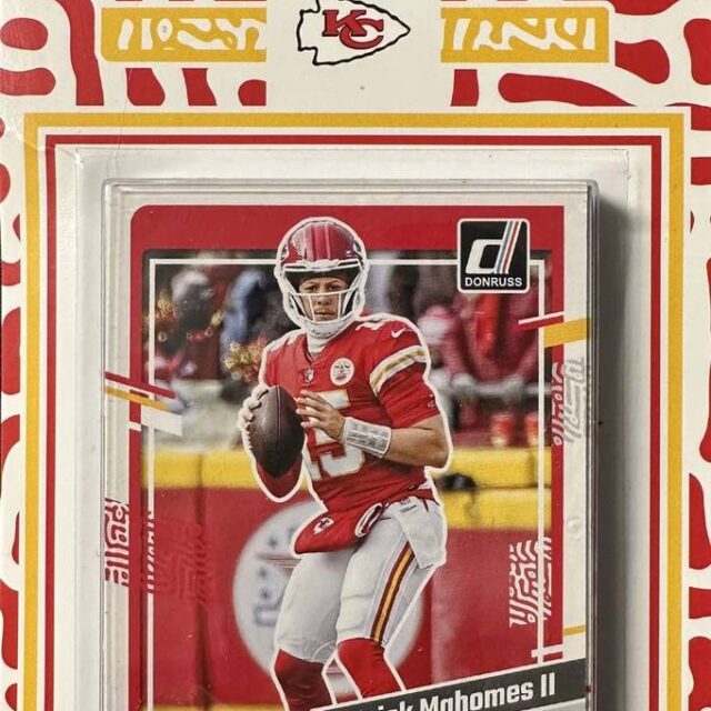 Kansas City Chiefs 2023 Donruss Factory Sealed Team Set (Patrick Mahomes)
