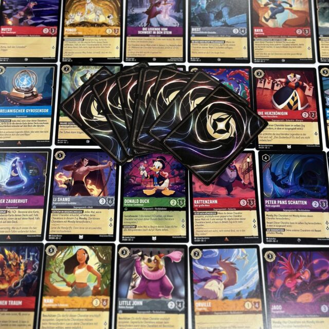 Disney Lorcana Set - 50 Deutsche Karten | Karten aus den aktuellsten Sets | Perfekt für Sammler & Einsteiger
