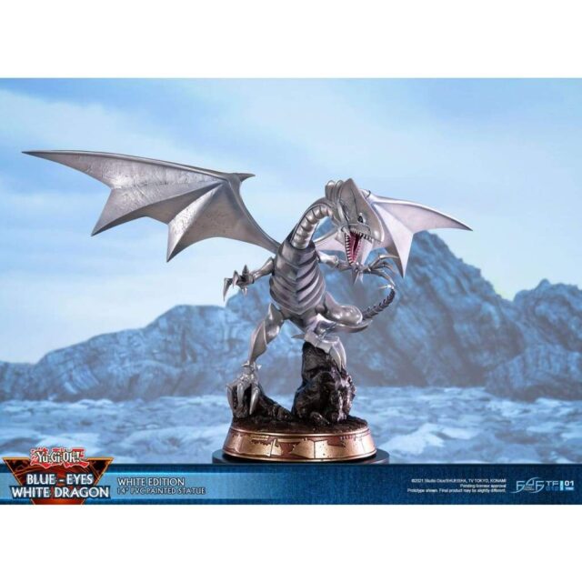 Yugioh Blue Eyes White Dragon (White) 14" Statue